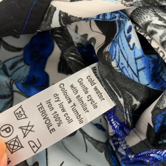 Brand New Comic Button Down Top Collared Lightweight Soft Thin Material S-M - Picture 13 of 14